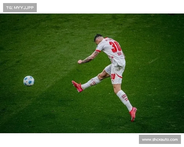 曼联尚未向莱比锡提交谢什科转会书面报价 转会谈判仍在进行中