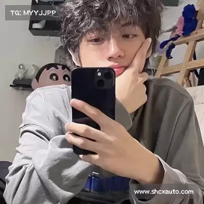 潘珉万